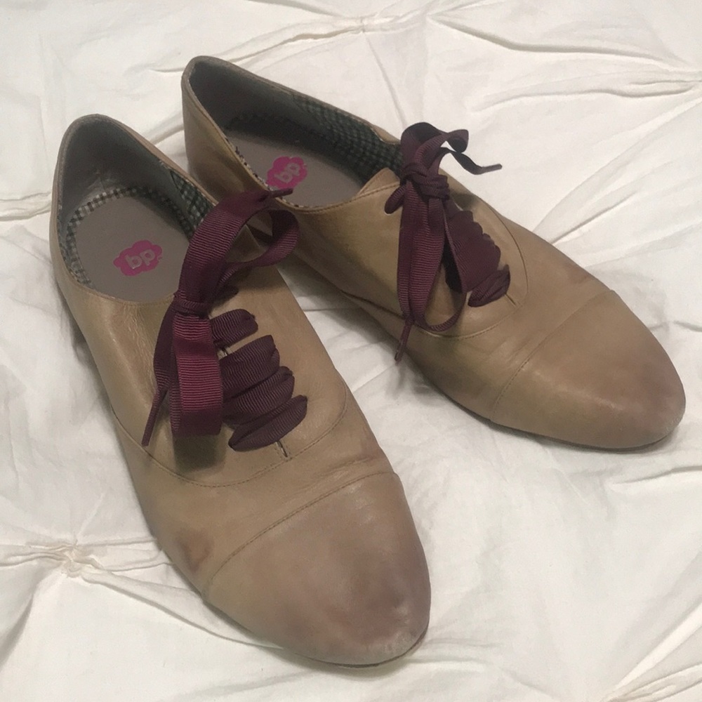 bp - tan genuine leather oxford loafer
